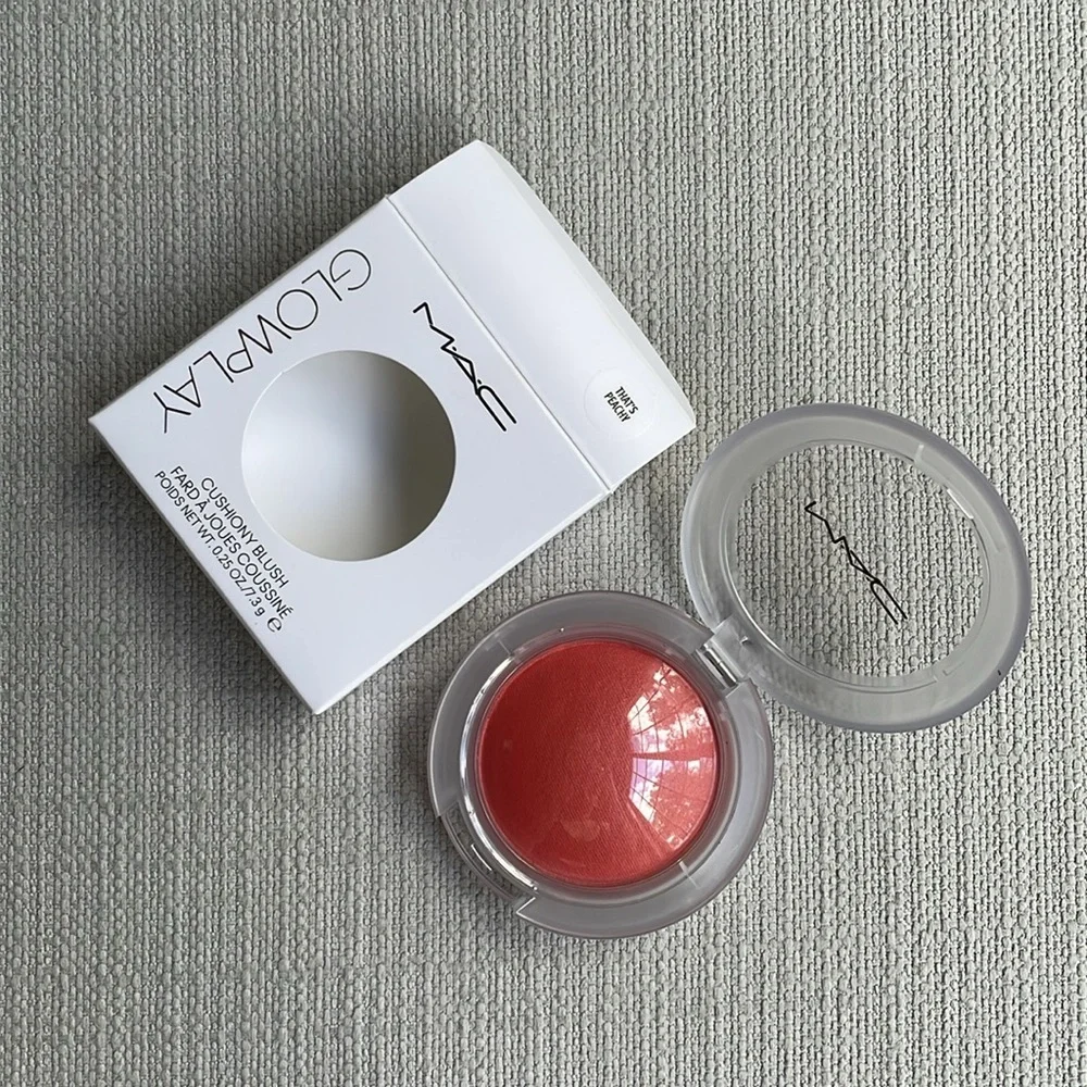 MAC Cosmetics Glow Play Cushiony Blush - that’s peachy